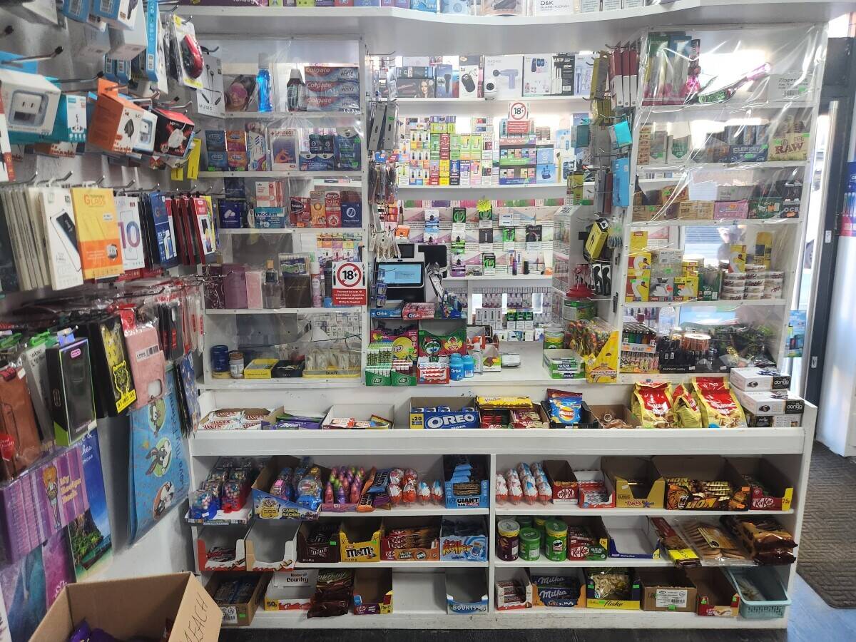 National market and pound shop Photo 4
