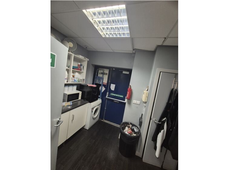 Reputable Hair & Beauty Salon – A Ready-Made Business Venture