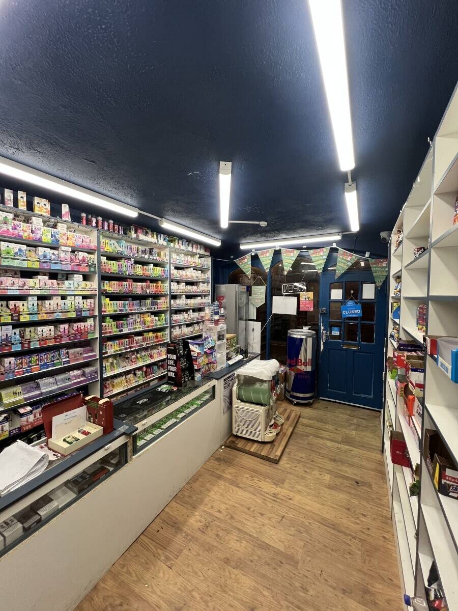 Profitable Vape Store with great potential &ndash; Prime Wigan Location Photo 3