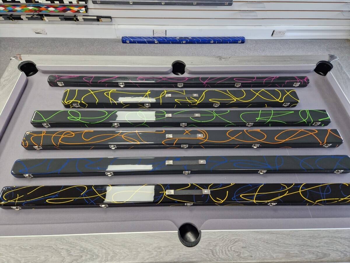Handcrafted Fibreglass Cue Cases Manufactoring Photo 5