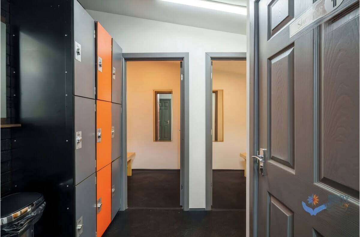 Wellbeing treatment centre for sale