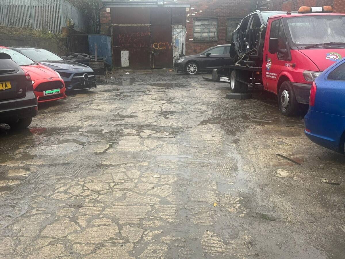 Vehicle dismantlers breakers yard for sale