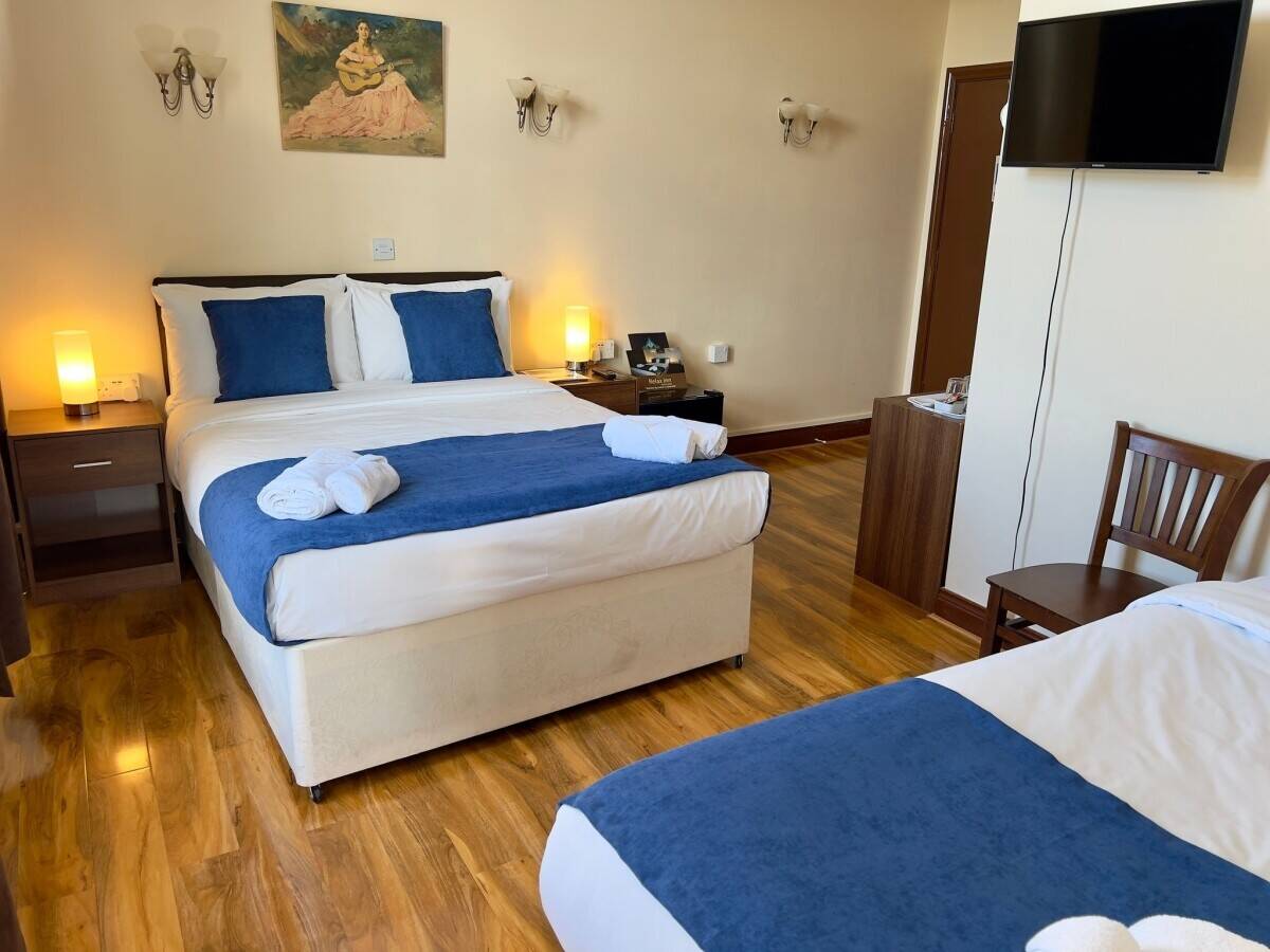 Hotel for sale in Birtley Tyne and Wear Photo 4
