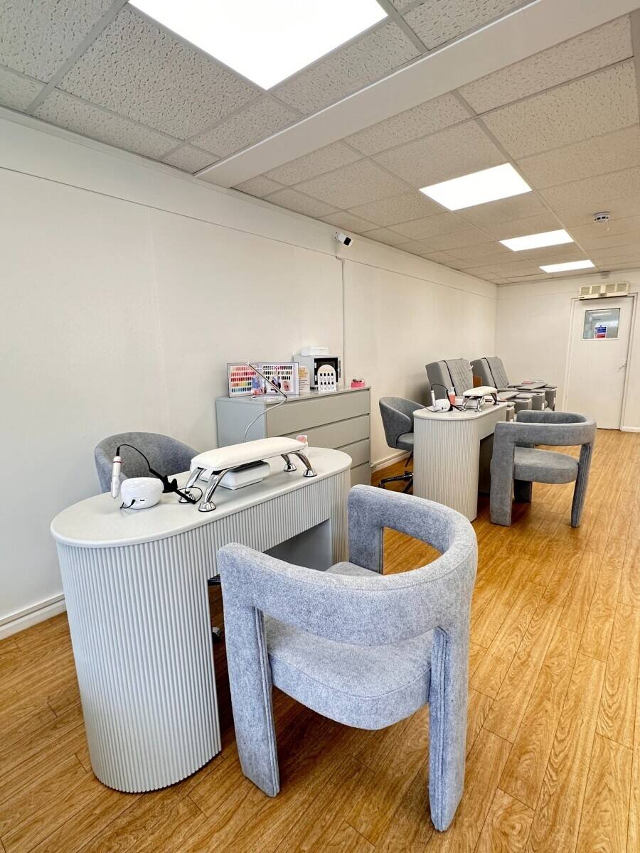 Brighton & Hove's Most Premium Nail Beauty and Aesthetics Salon