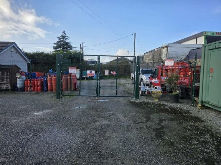 CALOR GAS, CARAVAN AND CAMPING  RETAIL OUTLET Photo 4