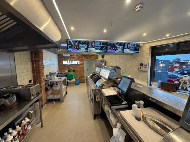 Freehold Fish & Chip Takeaway Located In Wyken, Coventry Photo 4