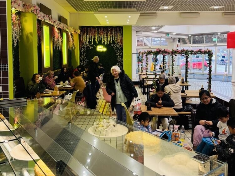 Cafe & Sandwich Bars For Sale in Crewe