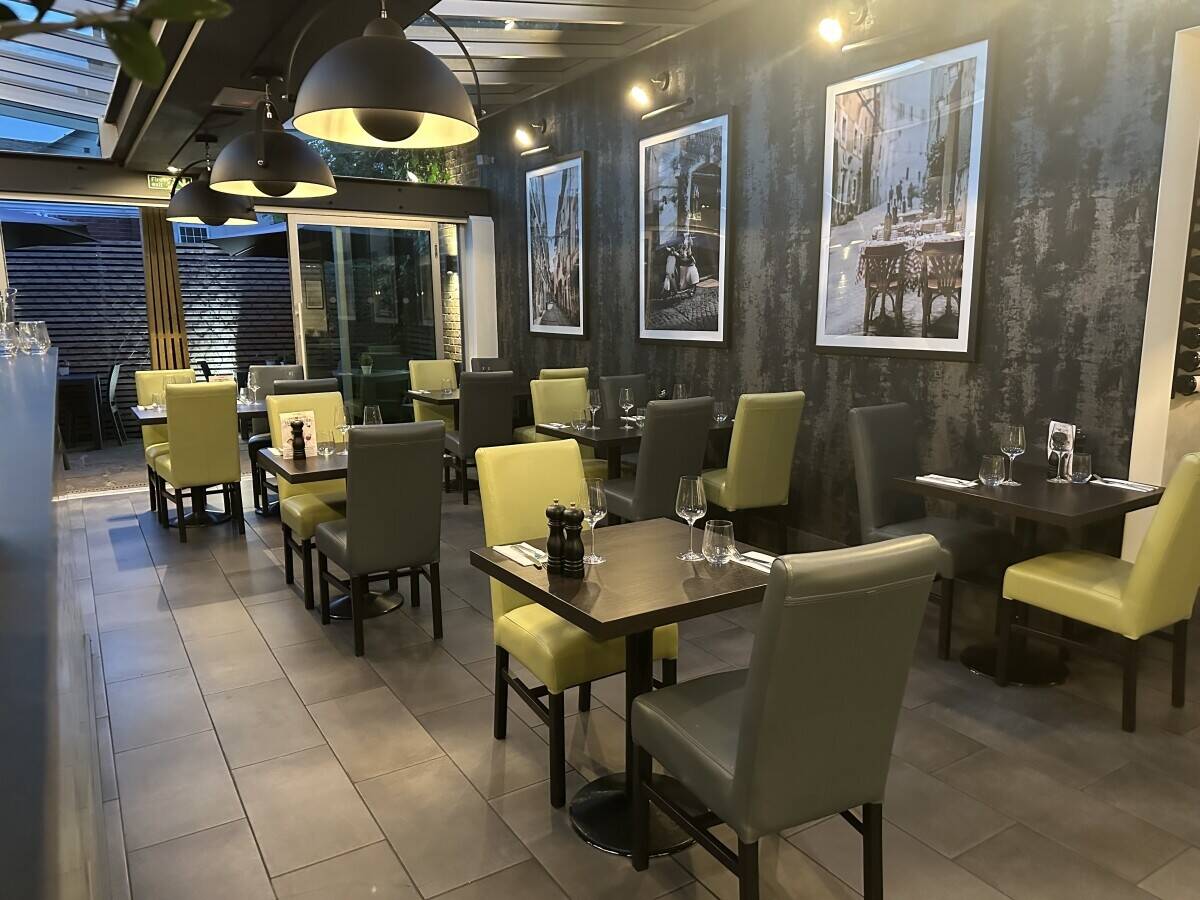 Italian Restaurant Photo 4