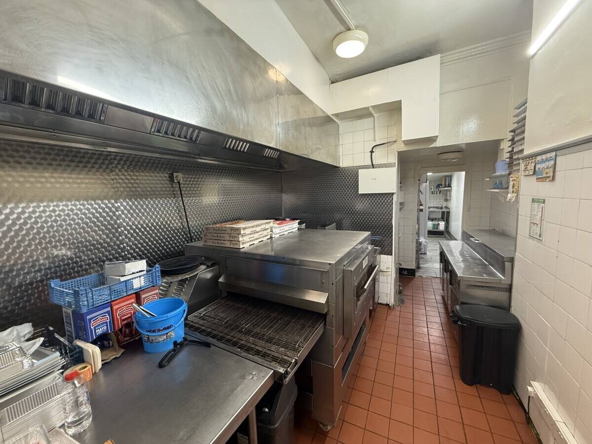 Pizza Shop Lease for Sale – Great Location