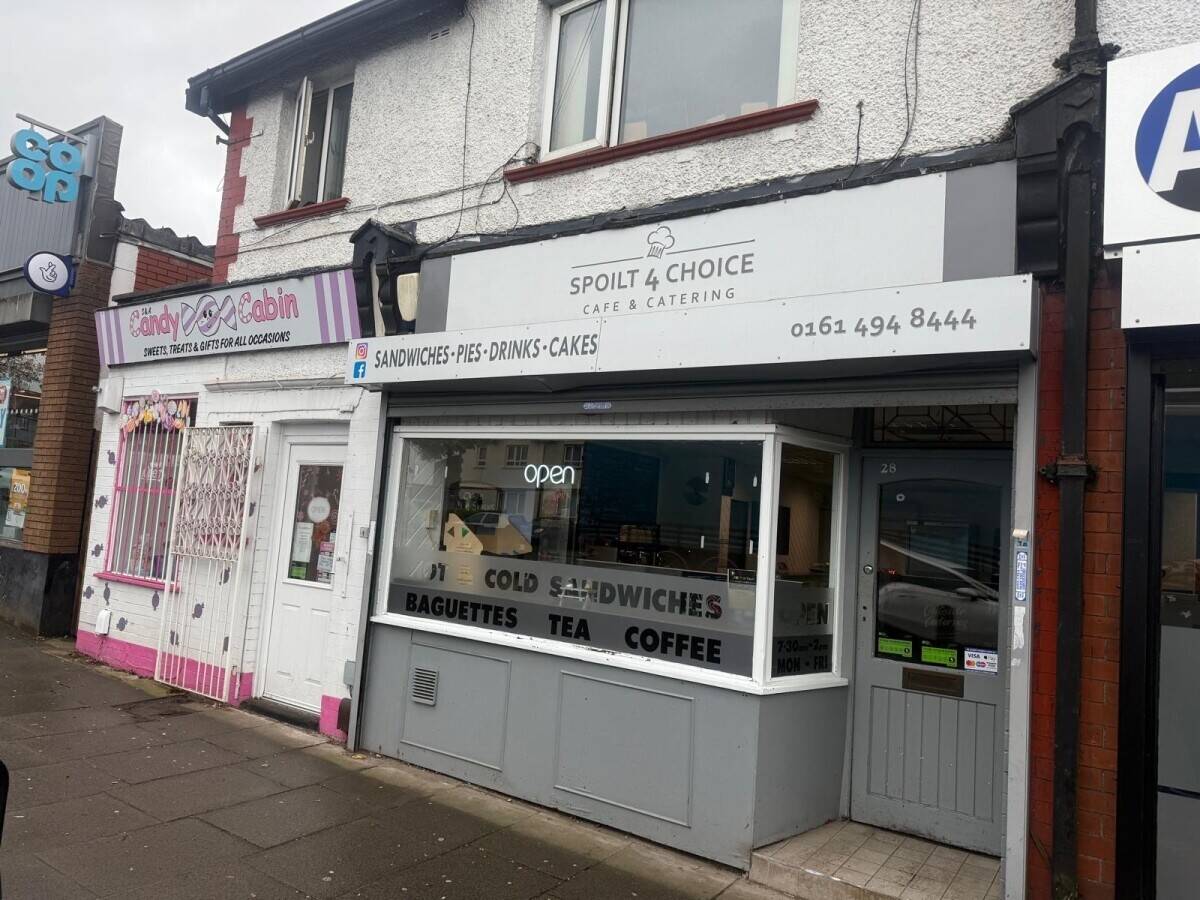 Cafe for sale in romiley Photo 4