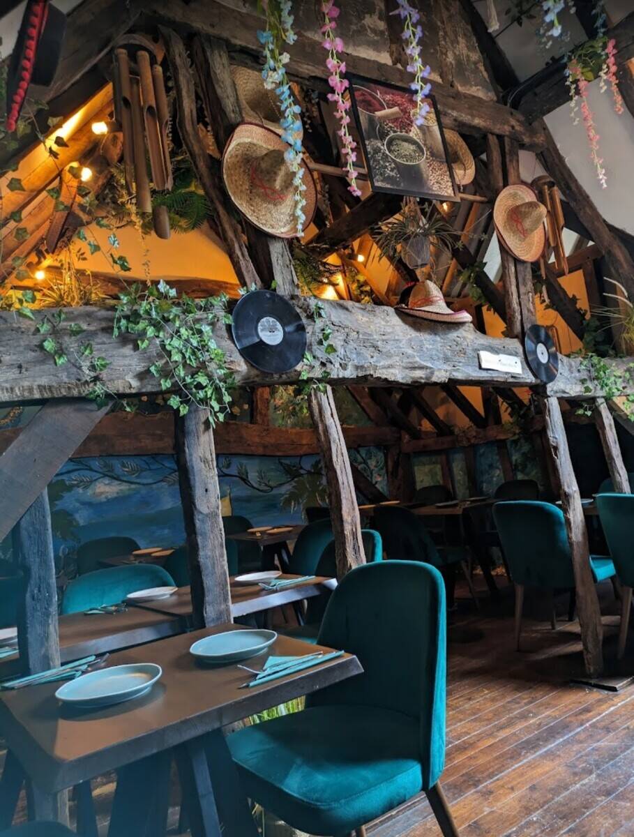 Busy Mexican for sale in Coventry Centre Photo 4