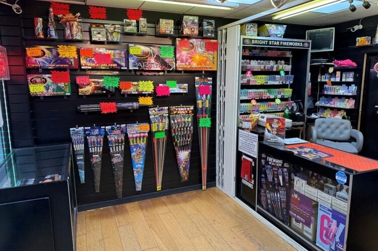 Established Seasonal Fireworks Retailer - Surrey Photo 4