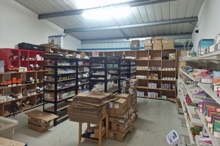 Vape Products Wholesaler & Retailer - Salford Photo 4