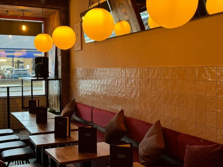 50 Cover Licensed Restaurant Bar Photo 4