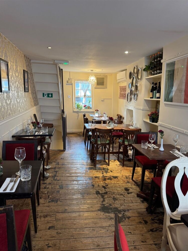 ITALIAN RESTAURANT Photo 4