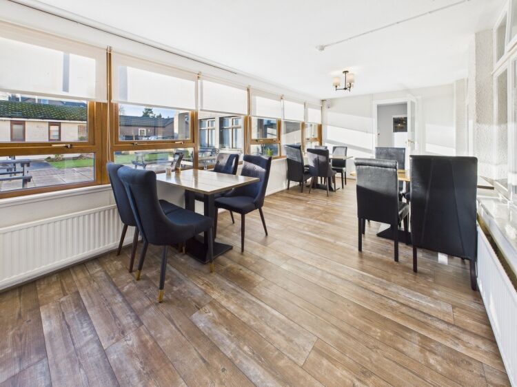 Elegant coastal hotel with thriving Highland guest trade