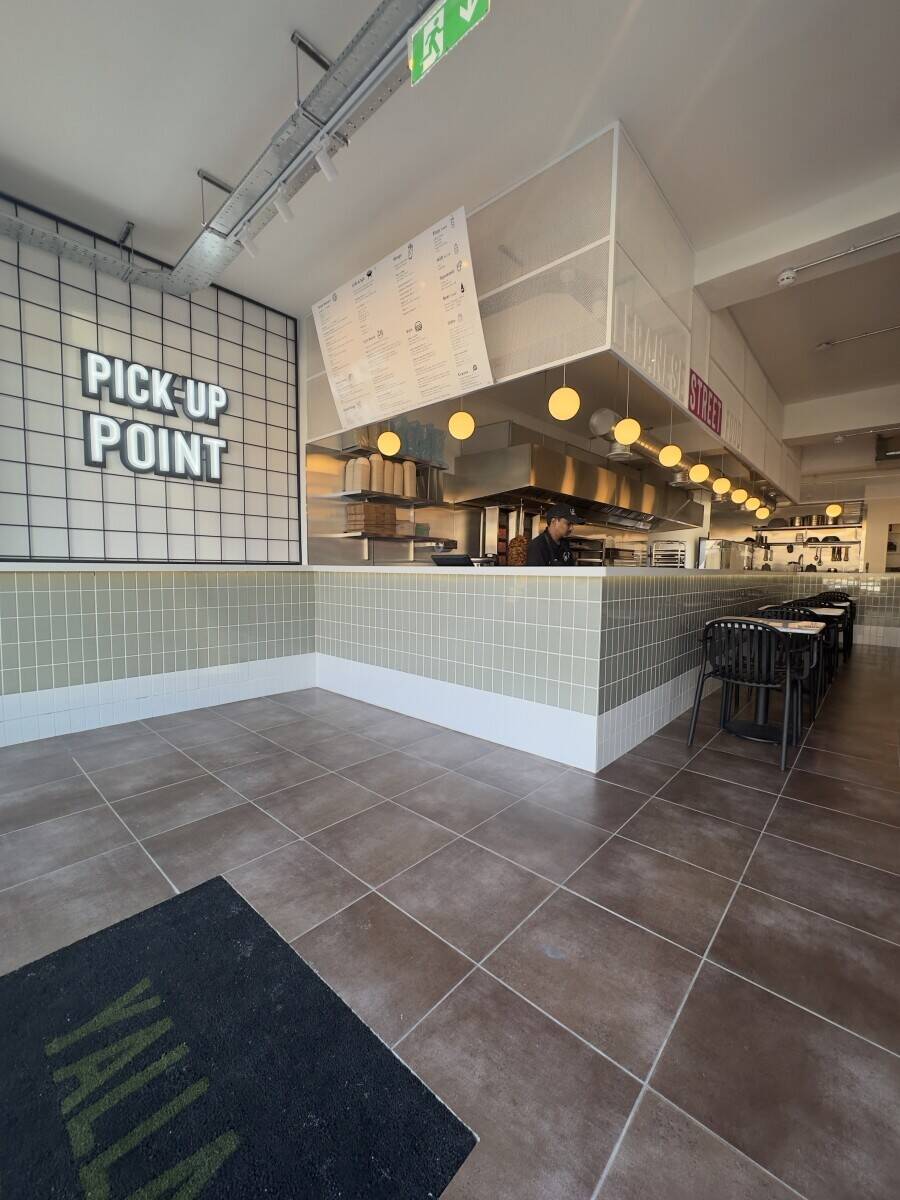 Brand New Lebanese Restaurant for Sale in Acton Town Photo 4