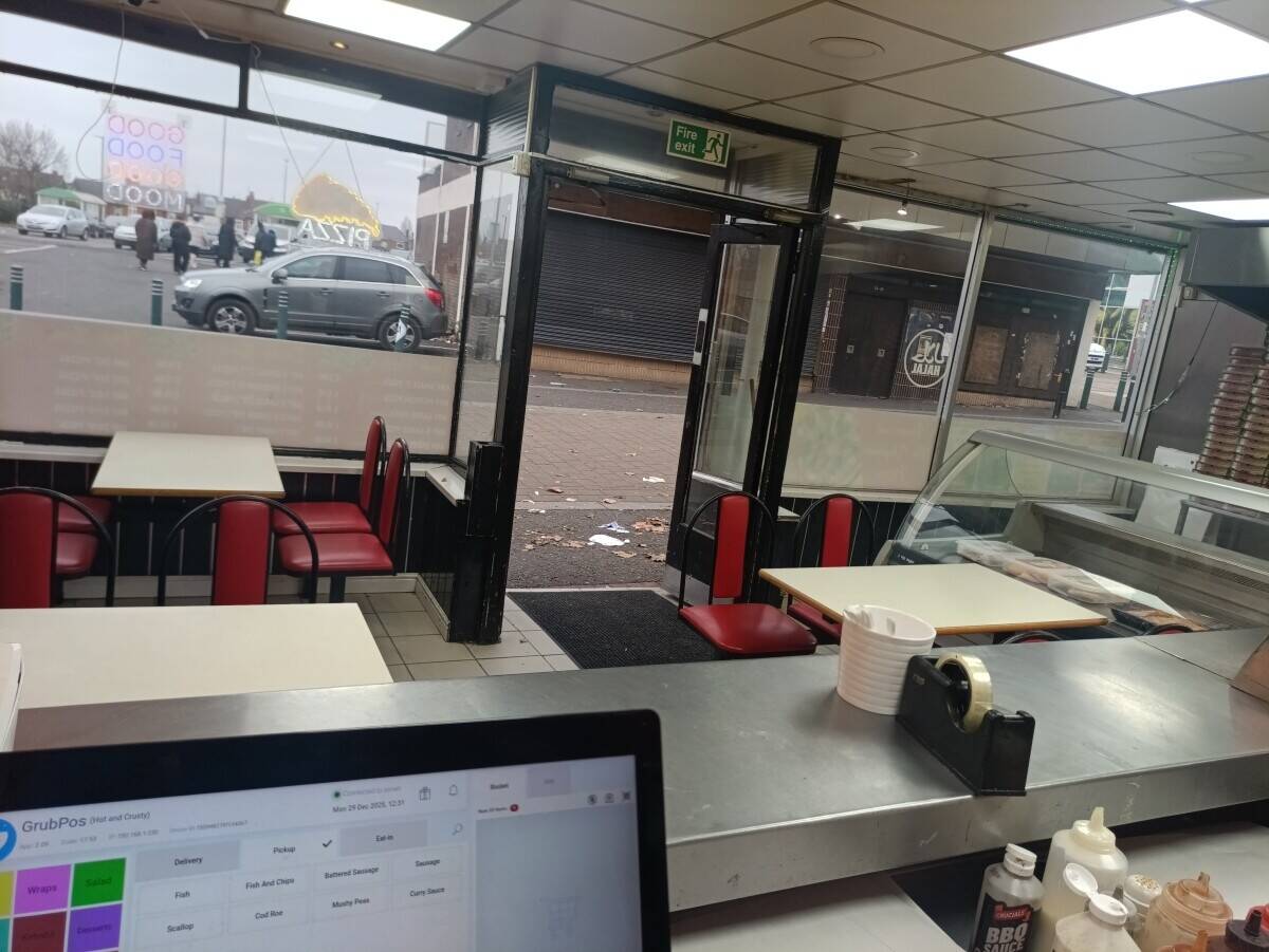 Pizza shop for sale in Darlaston  Photo 4