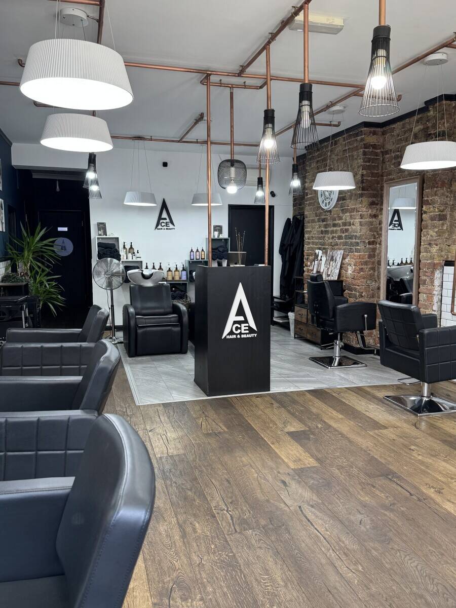 Modern Hair Salon for Sale in Richmond - Low Rent , Expansion Rooms Included