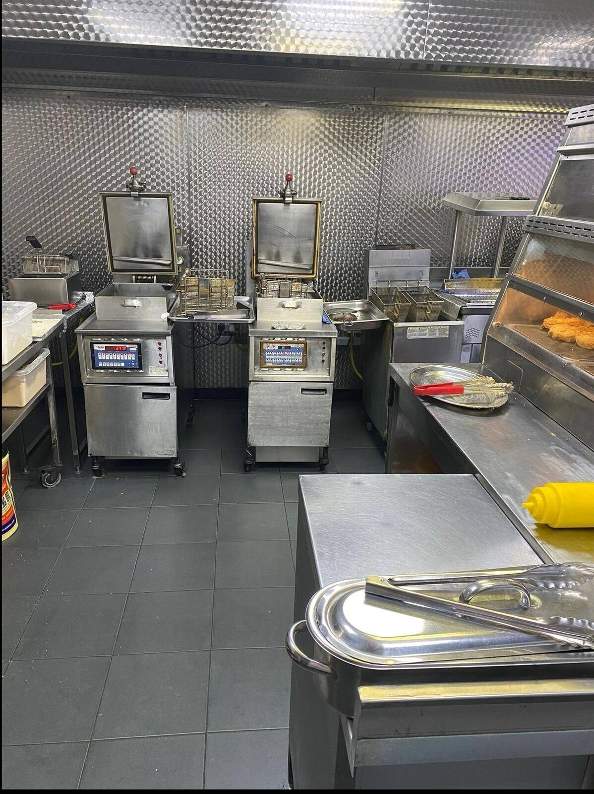 Fried Chicken Shop for Sale in Seven Sisters, Haringey, London