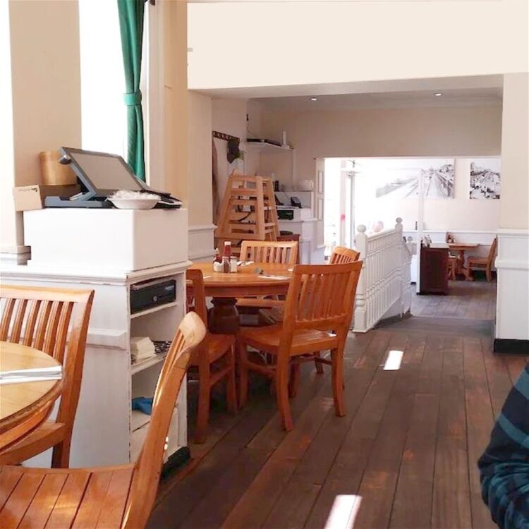 Major town centre fish & chip restaurant and takeaway, Brighton Photo 4
