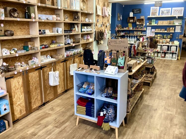 VERSATILE EMPTY RETAIL PREMISES