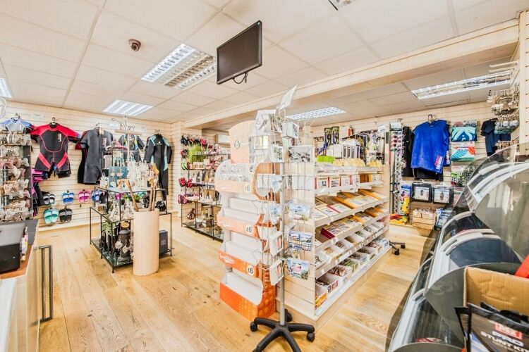 Grocery & Gift Shop With Holiday Let-Pembrokeshire Photo 4