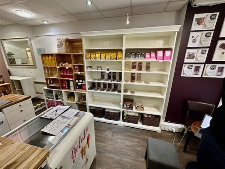 LEASEHOLD COFFEE SHOP/CHOCOLATERIE & GELATO SHOP