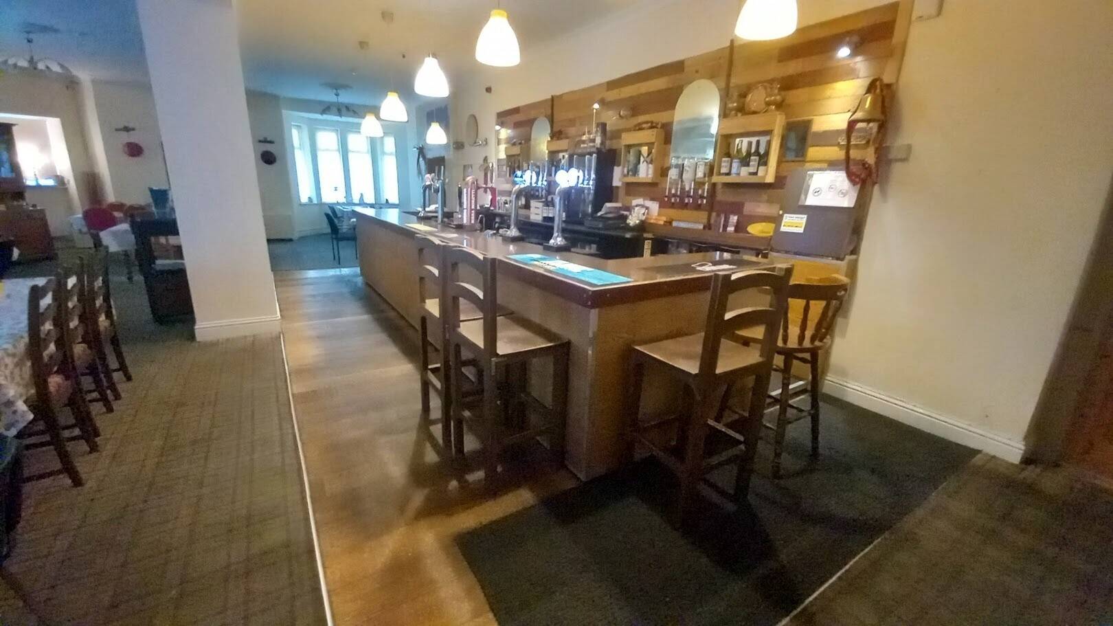 SOUTH WALES VILLAGE FREEHOUSE