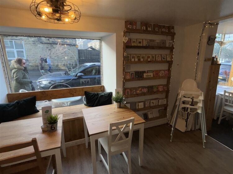 Cafe & Sandwich Bars For Sale in Leeds Photo 4