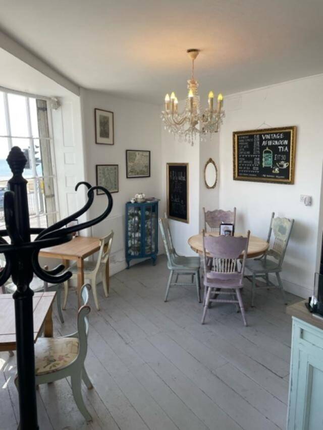 Outstanding Opportunity Statue House, The Esplanade, Weymouth - Lease for Sale Photo 4