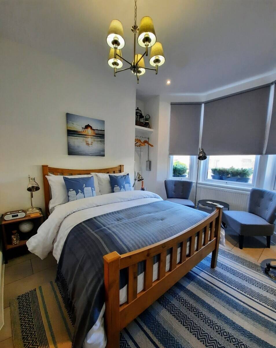 ESSEX - HIGH QUALITY FIVE BEDROOM GUEST HOUSE
