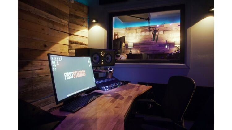 Premium Islington Recording Studio with Strong Industry Connections Photo 4