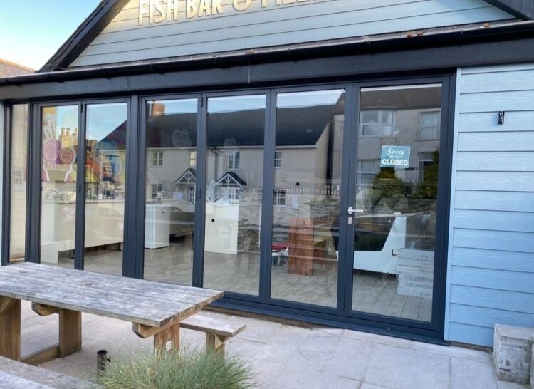 Highly Profitable Coastal Takeaway with Residential Accommodation Photo 4