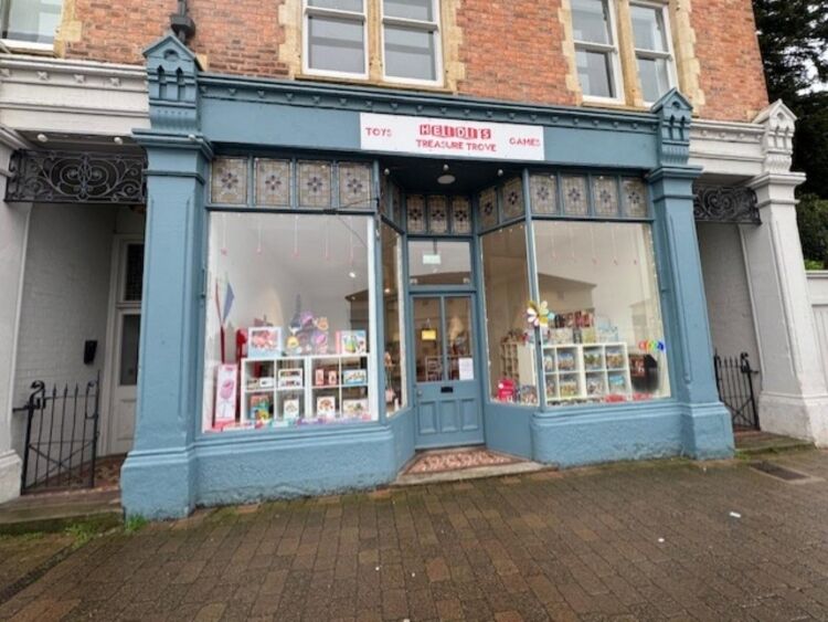 Leasehold Toy Store Located In Malvern Photo 4