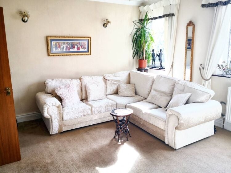 Freehold Town Centre Store with 3-Bed Flat | Scunthorpe Photo 4