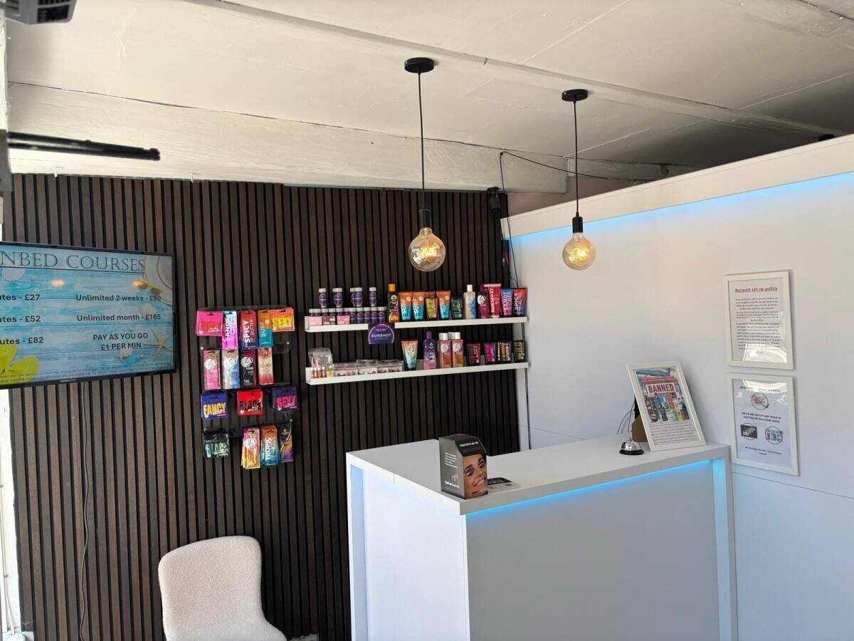 Well-respected Beauty and Tanning Salon in Essex with Customer Loyalty and Broad Service Range Photo 4