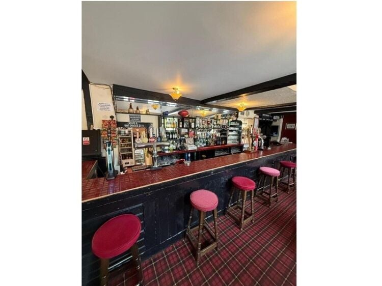 A Timeless Local Favourite – Established Village Pub with Loyal Following Photo 4