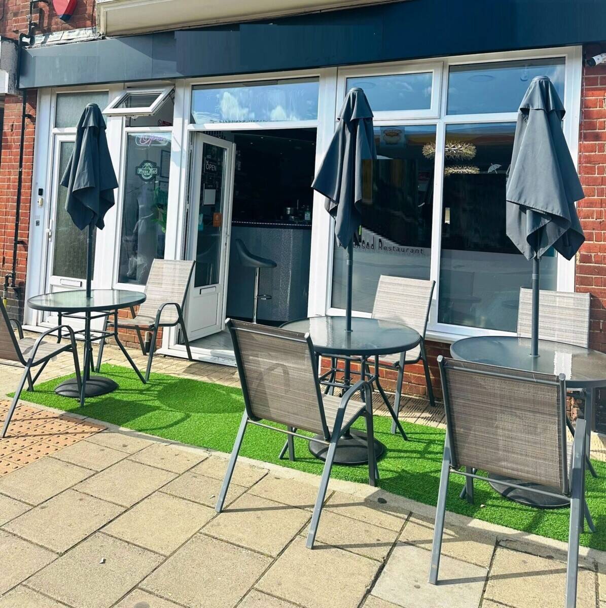 WOODFIRE PIZZA RESTAURANT, BAR & TAKEAWAY – FOR SALE - THANET, KENT