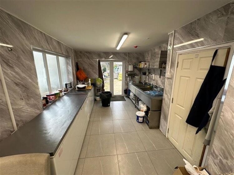 LEASEHOLD FISH & CHIPS TAKEAWAY
