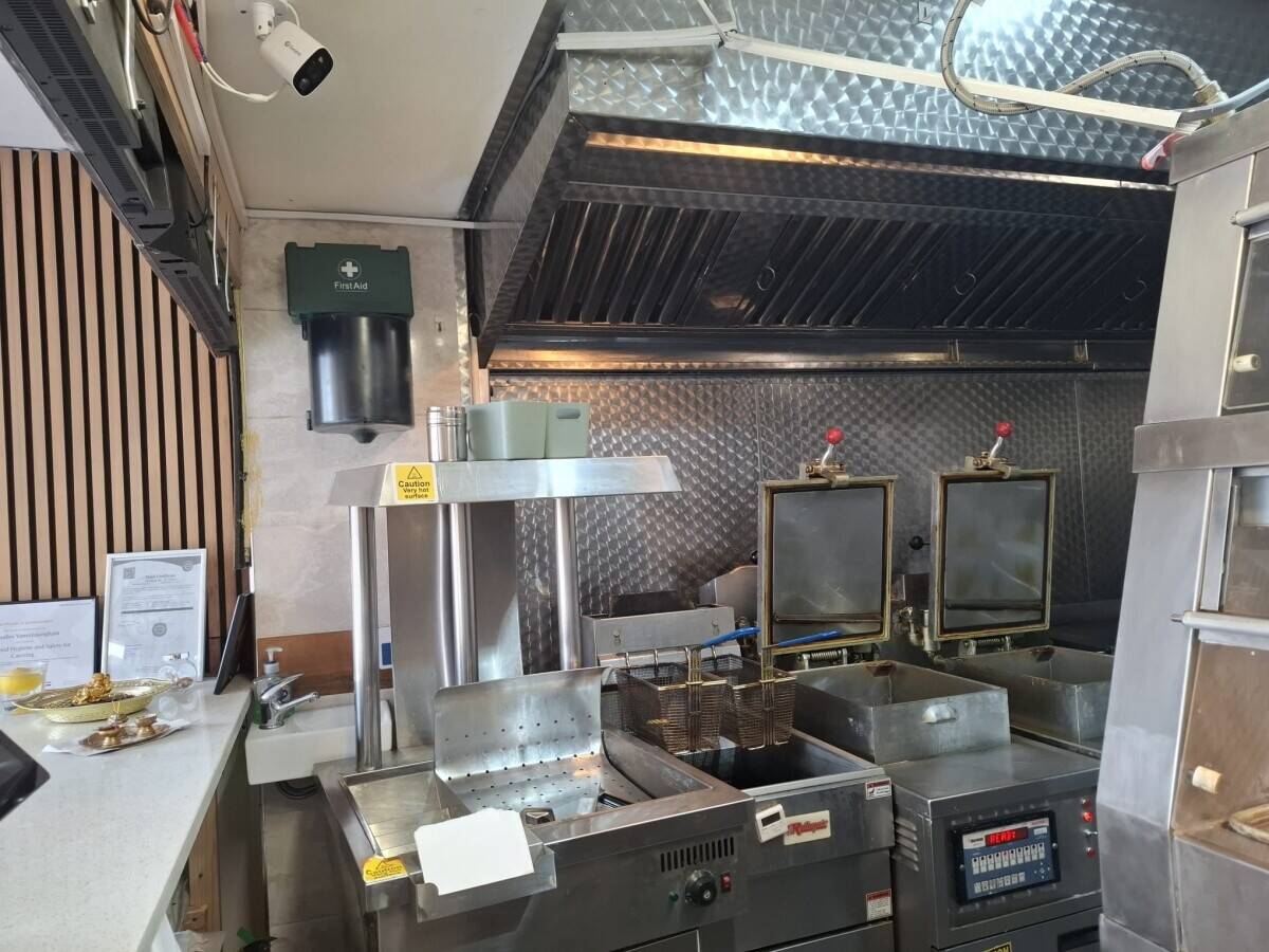 Fried Chicken Shop for Sale in Swindon
