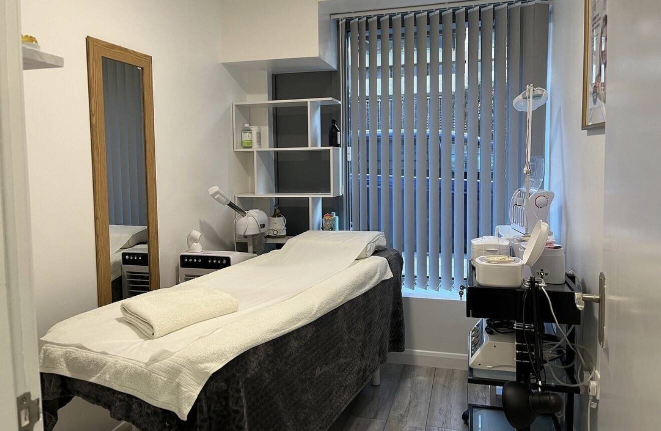Beauty salon Highgate n19 Photo 4