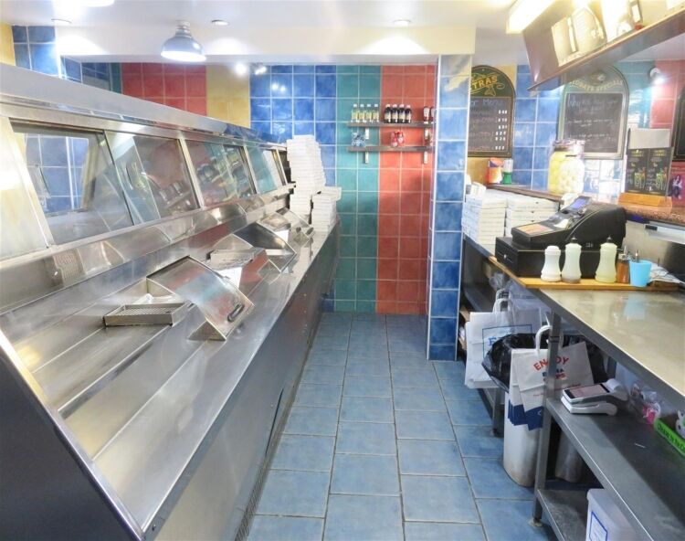 Substantial Grade II listed fish & chip shop, Canterbury Photo 4