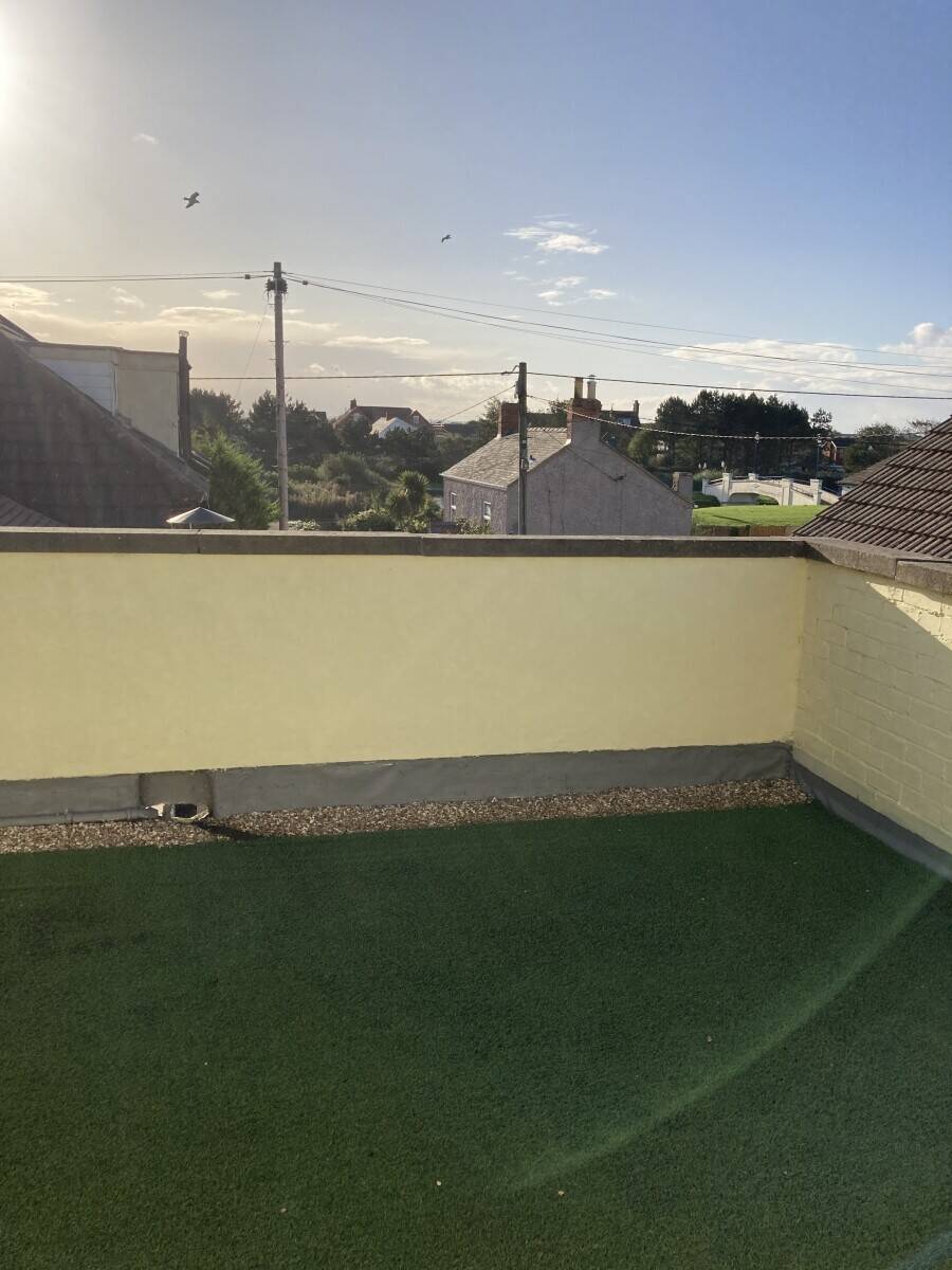 Beach Front house with a 3 room bed and breakfast annexe Photo 5