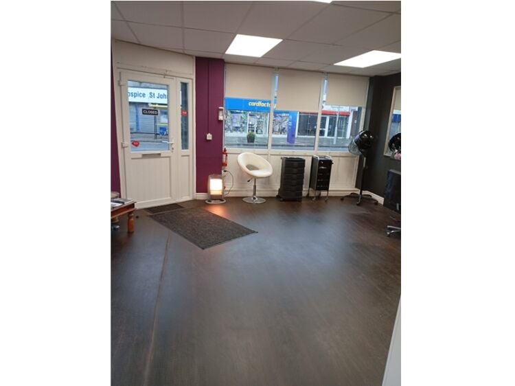 Legacy of Style – Established Wirral Hair Salon Opportunity Photo 4