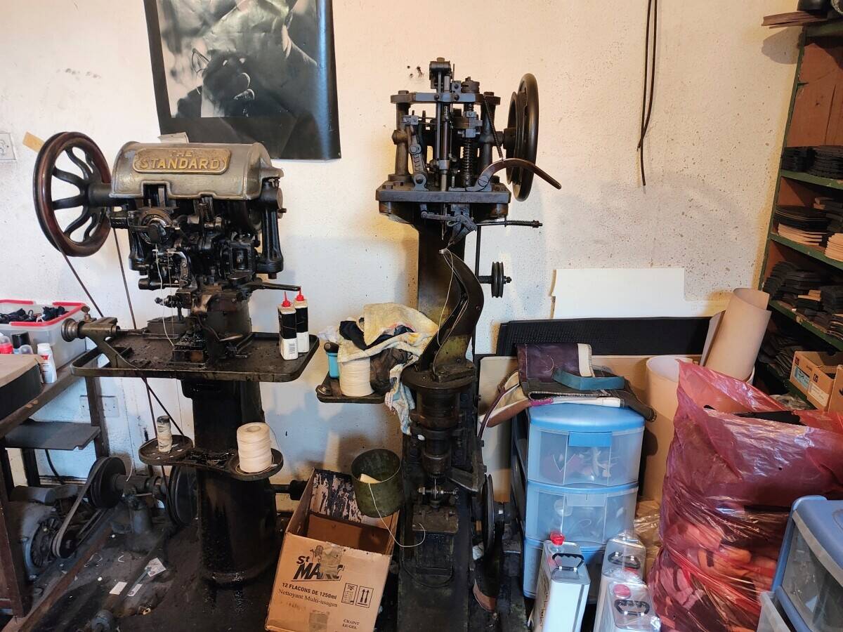 Shoe repair, key cutting, engravin,g and lots more Photo 4