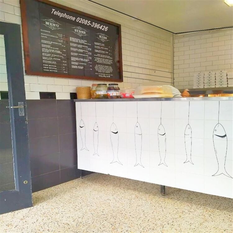 Unopposed village fish & chip shop, north-west of Leeds Photo 2