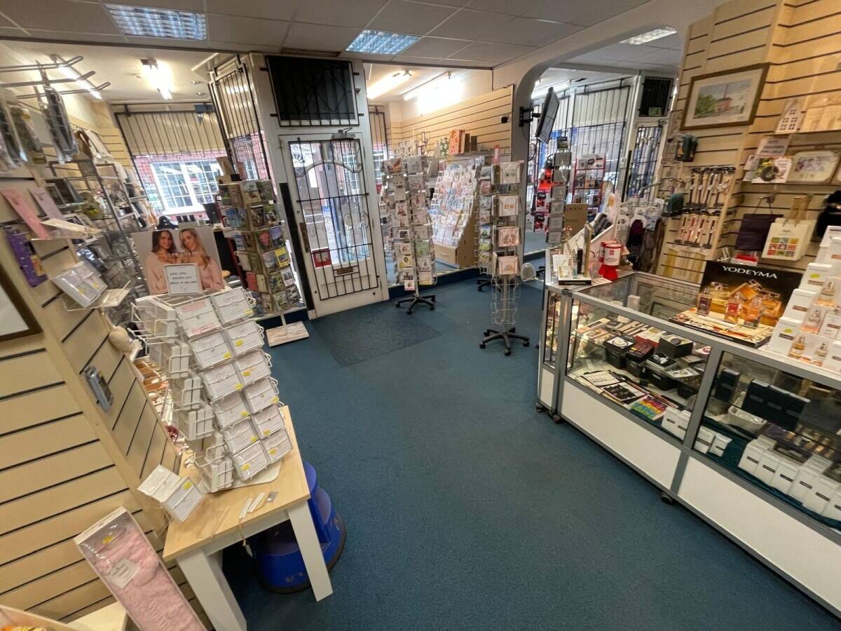 High Street TV & Electrical Retailer Photo 5