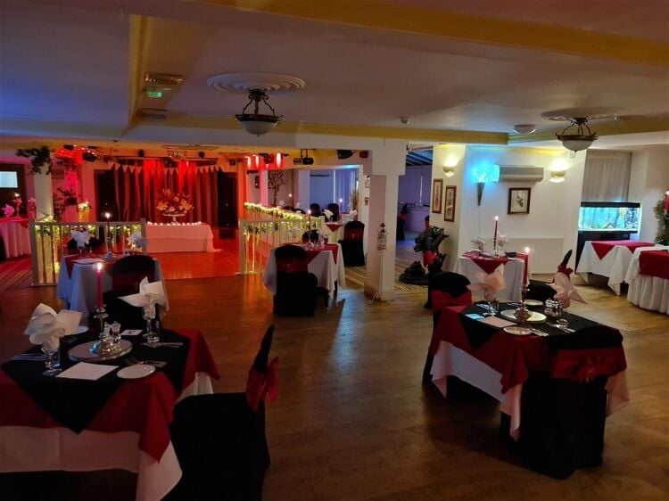 Country Hotel & Established Wedding Venue For Sale in Newton Abbot