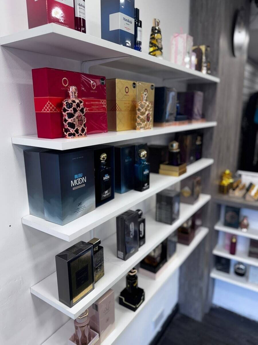 Arabian perfume & Islamic fashion shop for sale